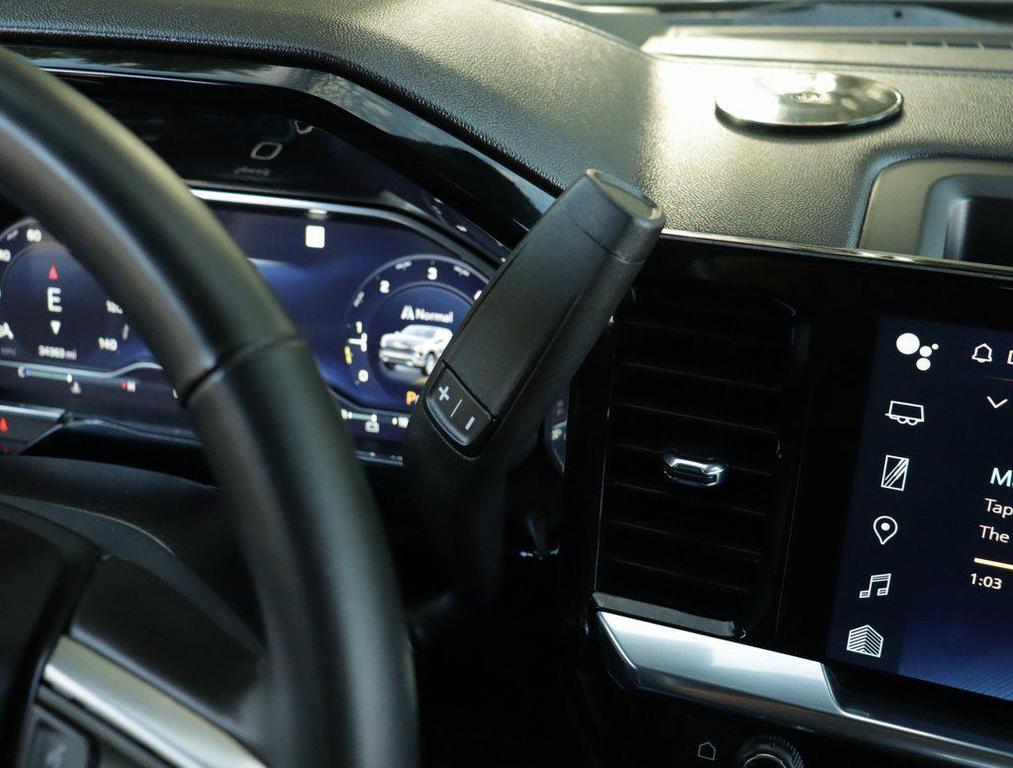used 2023 Chevrolet Silverado 1500 car, priced at $38,970