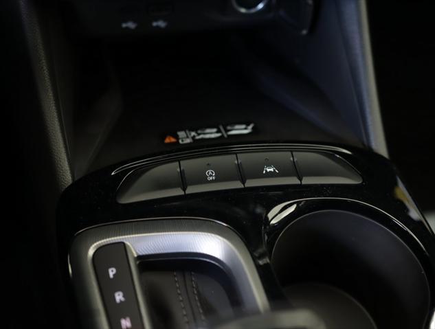 new 2025 Buick Envista car, priced at $27,470
