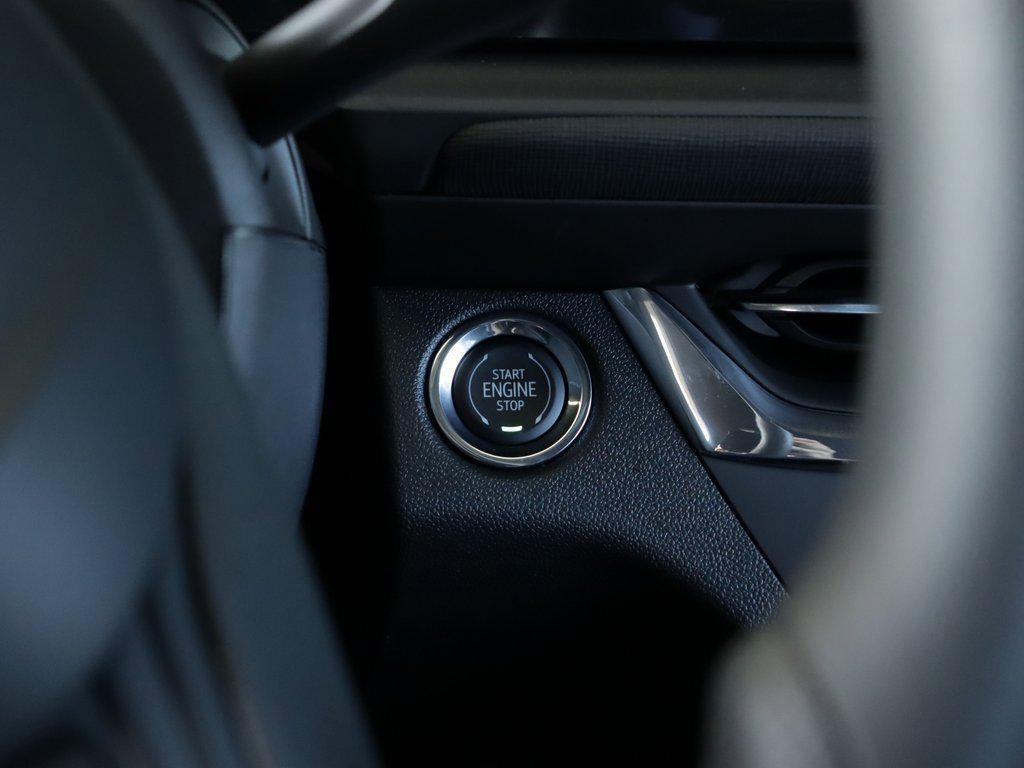 new 2025 Buick Envista car, priced at $23,890