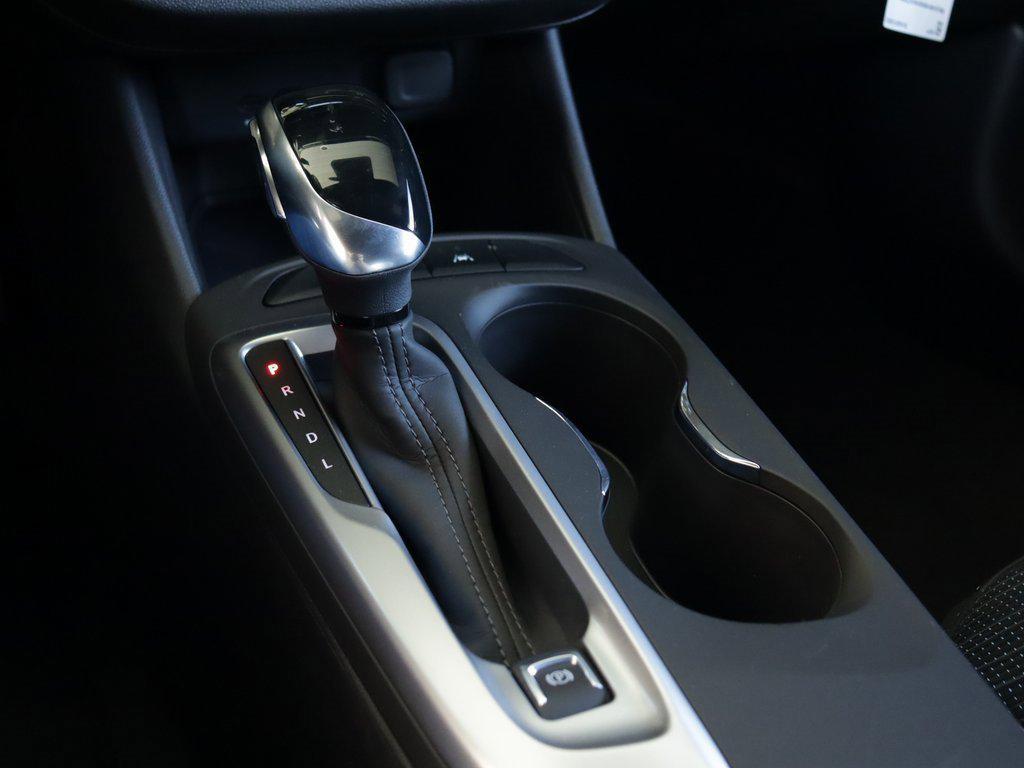 new 2025 Buick Envista car, priced at $23,890