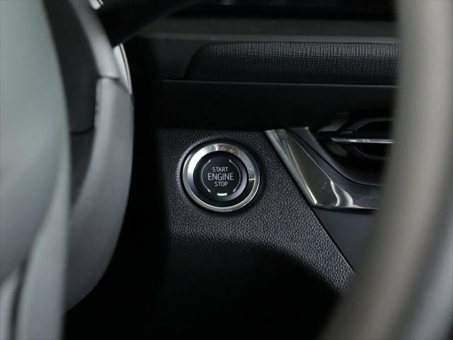 new 2025 Buick Envista car, priced at $24,480