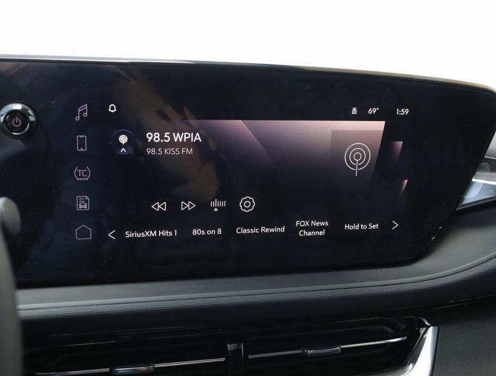 new 2025 Buick Envista car, priced at $29,590