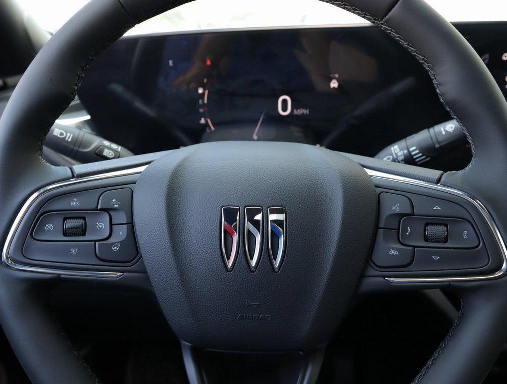 new 2025 Buick Envista car, priced at $29,590