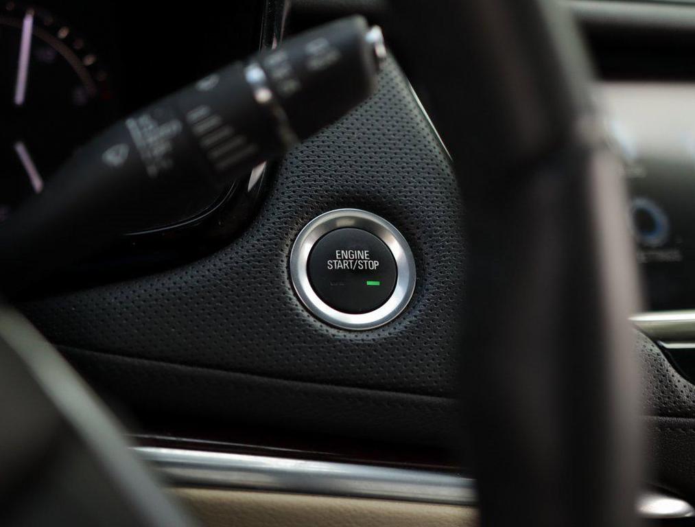 used 2018 Cadillac XT5 car, priced at $13,970