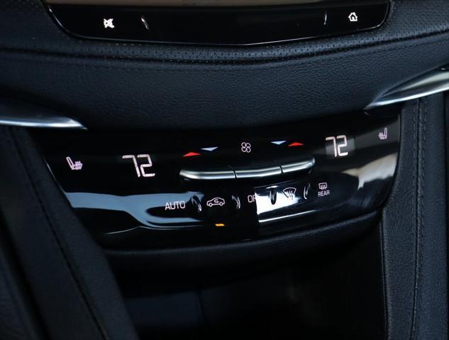 used 2023 Cadillac XT5 car, priced at $33,994