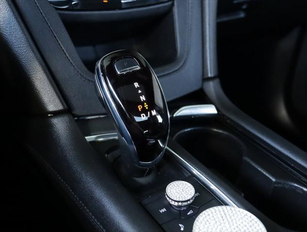 used 2023 Cadillac XT5 car, priced at $33,994