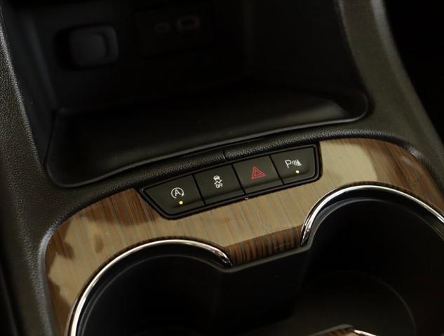used 2023 GMC Acadia car, priced at $32,977