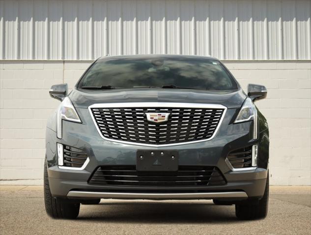 used 2020 Cadillac XT5 car, priced at $30,241