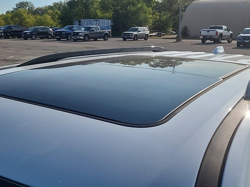 used 2024 Chevrolet Traverse car, priced at $53,970