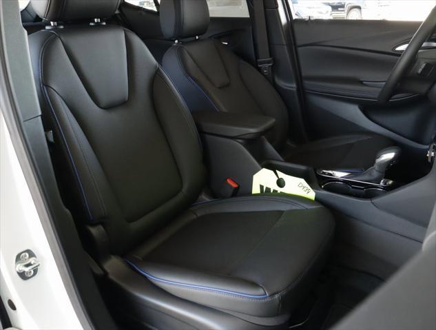 new 2025 Buick Encore GX car, priced at $27,680