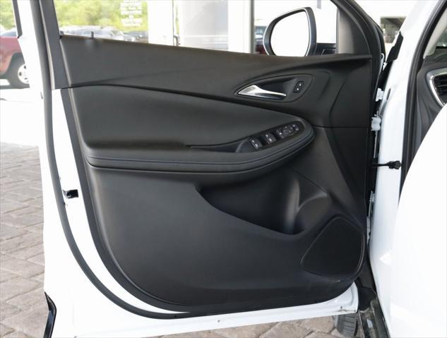 new 2025 Buick Encore GX car, priced at $27,680
