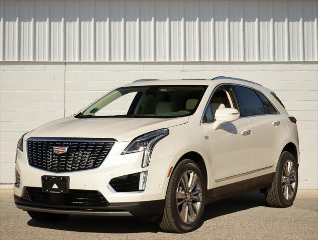 new 2025 Cadillac XT5 car, priced at $60,990