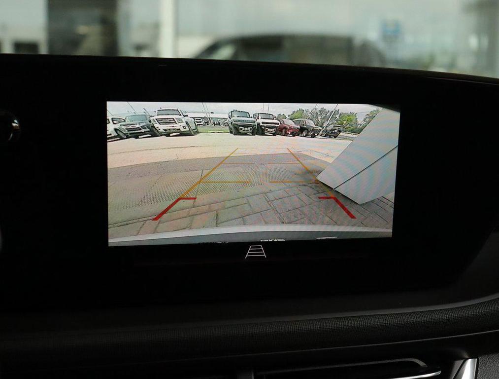 new 2025 Buick Envista car, priced at $25,830