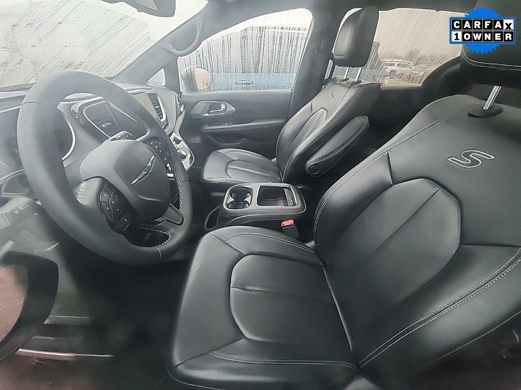 used 2023 Chrysler Pacifica car, priced at $35,970