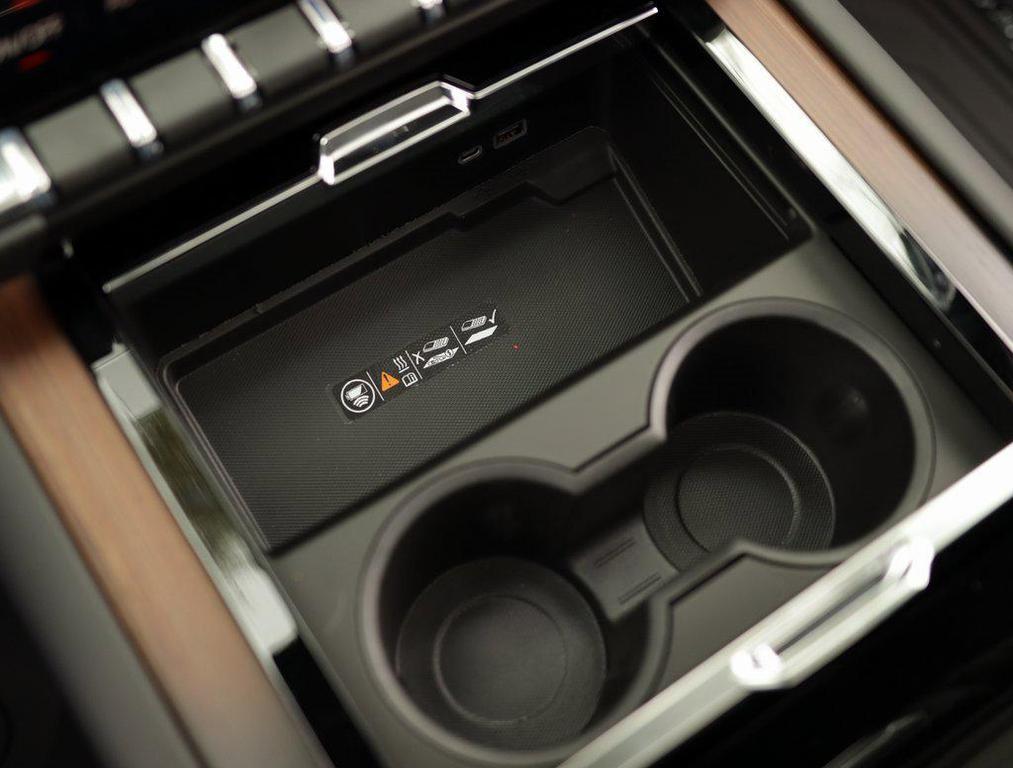 new 2026 GMC Yukon XL car, priced at $100,565