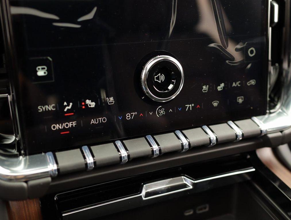 new 2026 GMC Yukon XL car, priced at $100,565