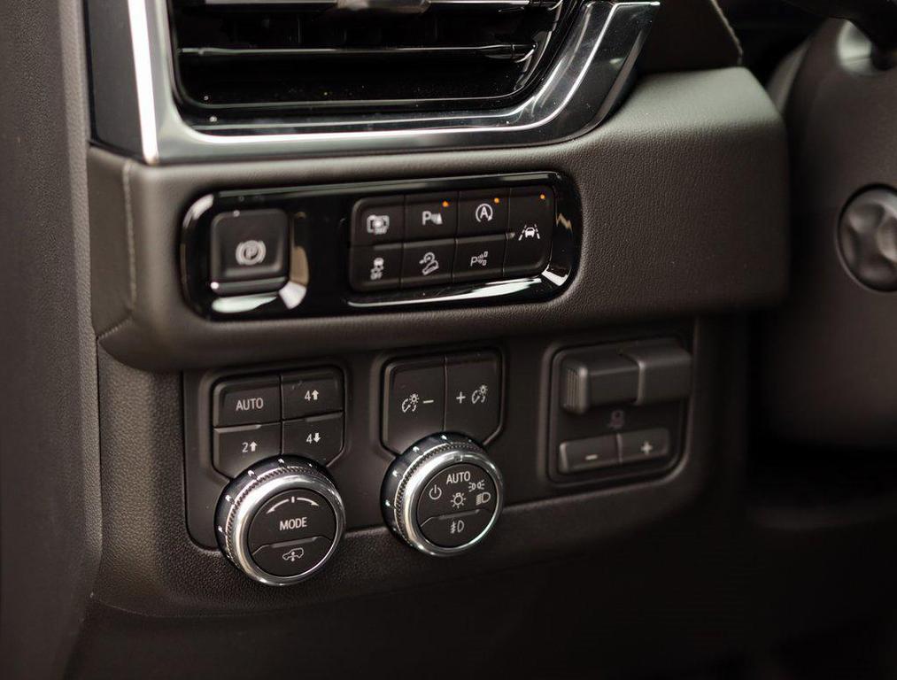 new 2026 GMC Yukon XL car, priced at $100,565