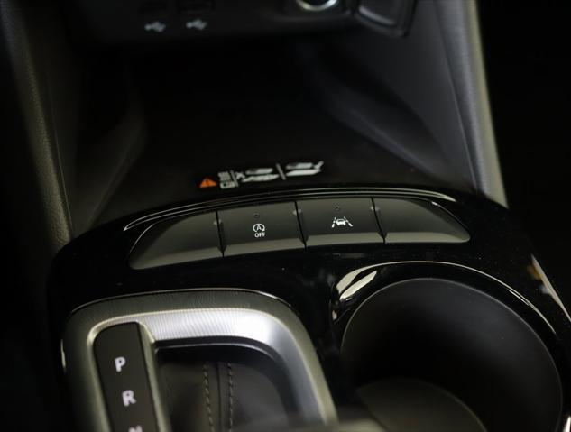 new 2025 Buick Envista car, priced at $27,470