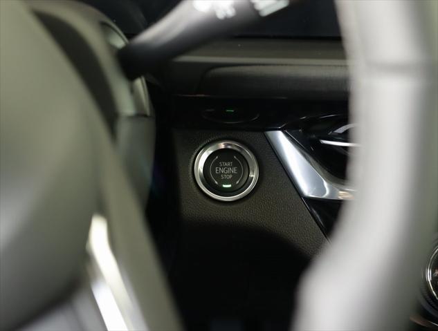 new 2025 Buick Envista car, priced at $27,470