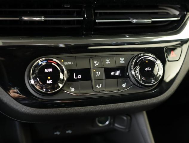 new 2025 Buick Envista car, priced at $27,470