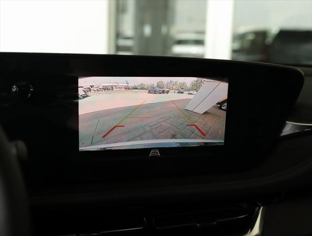 new 2025 Buick Envista car, priced at $27,470