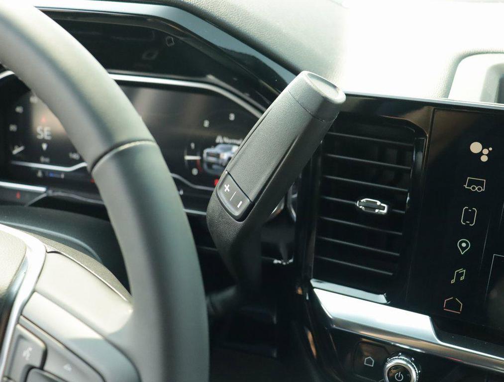 new 2025 GMC Sierra 2500 car, priced at $68,075