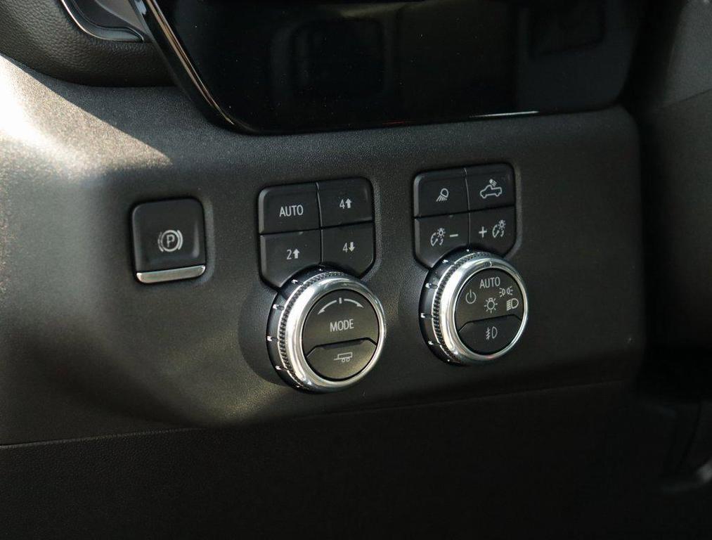 new 2025 GMC Sierra 2500 car, priced at $68,075