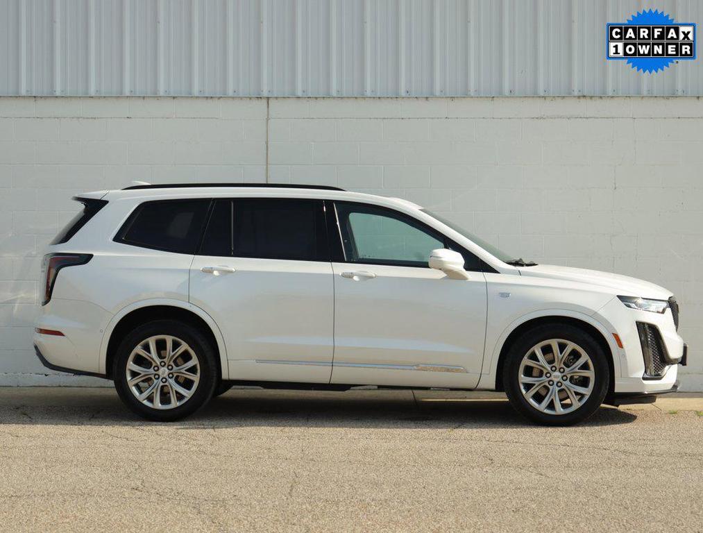 used 2020 Cadillac XT6 car, priced at $21,777