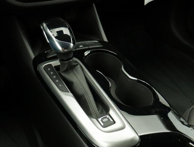 new 2025 Buick Envista car, priced at $27,820