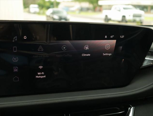 new 2025 Buick Envista car, priced at $27,820