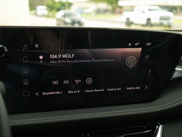 new 2025 Buick Envista car, priced at $27,820