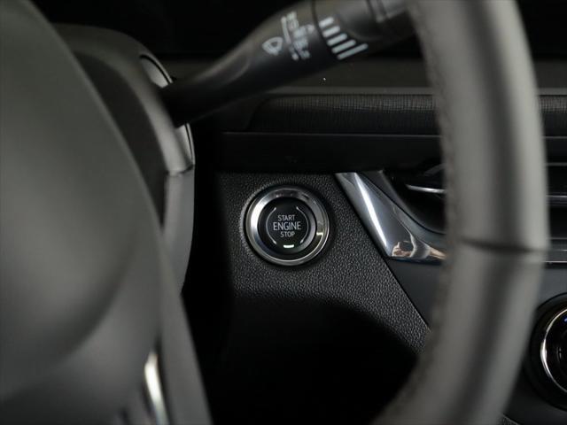 new 2025 Buick Envista car, priced at $25,921
