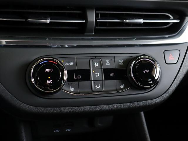 new 2025 Buick Envista car, priced at $25,921