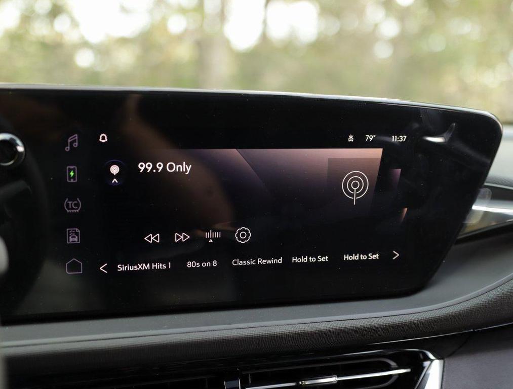 new 2025 Buick Envista car, priced at $28,599