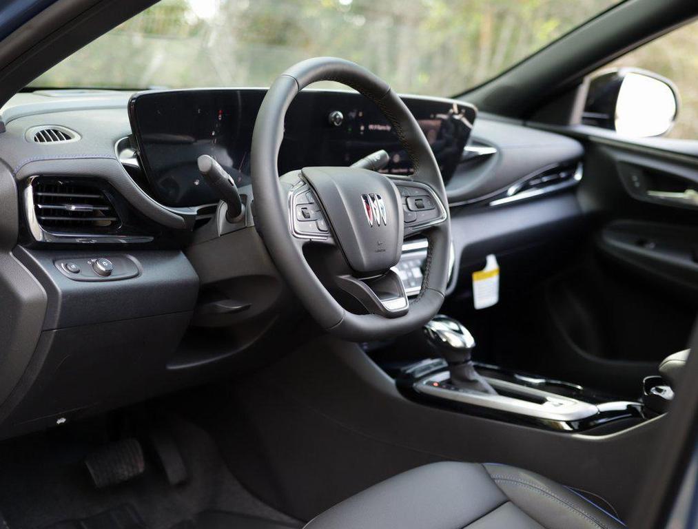 new 2025 Buick Envista car, priced at $28,599