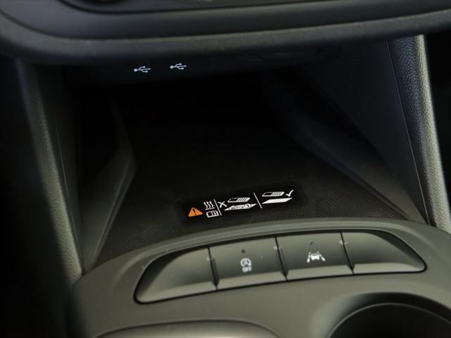 new 2025 Buick Envista car, priced at $26,501