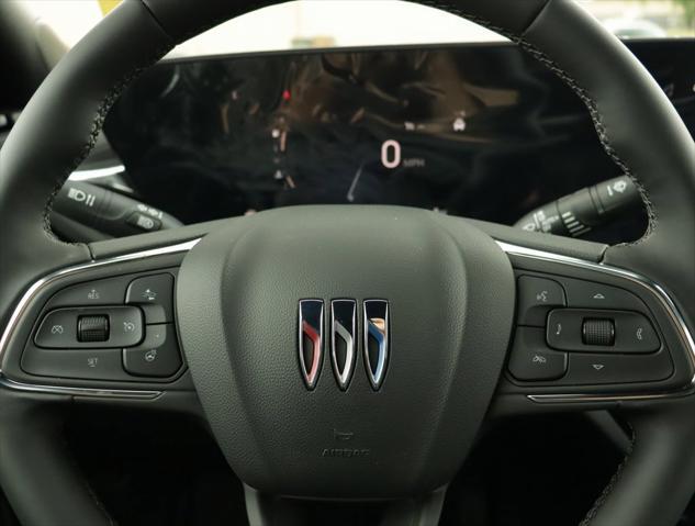 new 2025 Buick Envista car, priced at $27,820