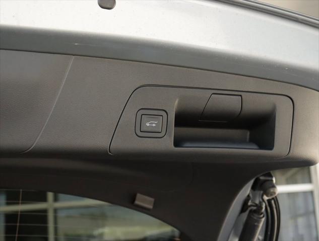 new 2025 Buick Envision car, priced at $44,759