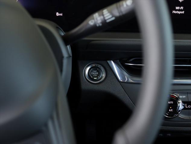 new 2025 Buick Envista car, priced at $24,580