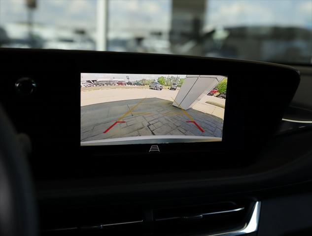 new 2025 Buick Envista car, priced at $24,580