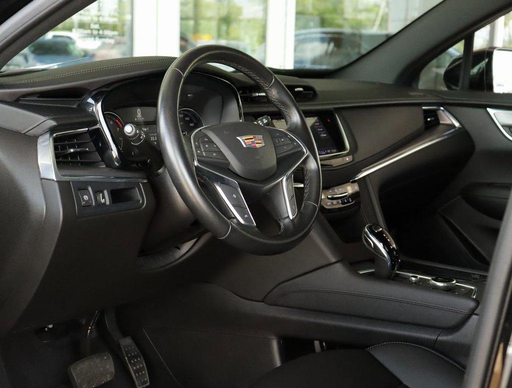 used 2023 Cadillac XT5 car, priced at $31,993