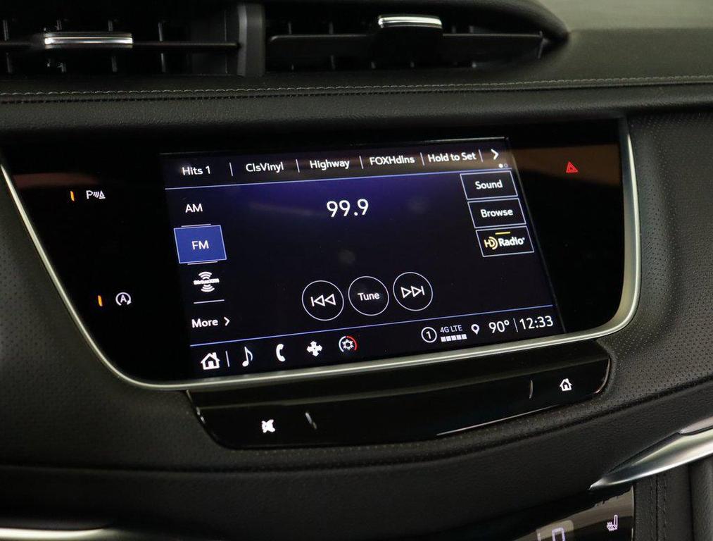 used 2023 Cadillac XT5 car, priced at $31,993