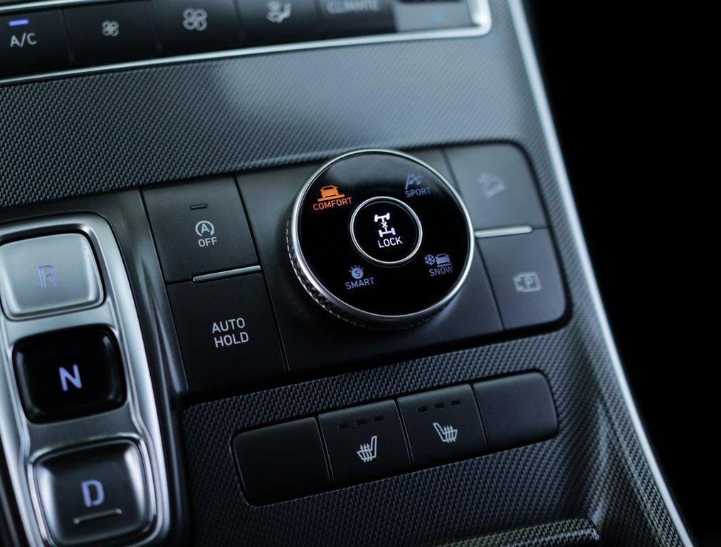 used 2021 Hyundai Santa Fe car, priced at $22,777