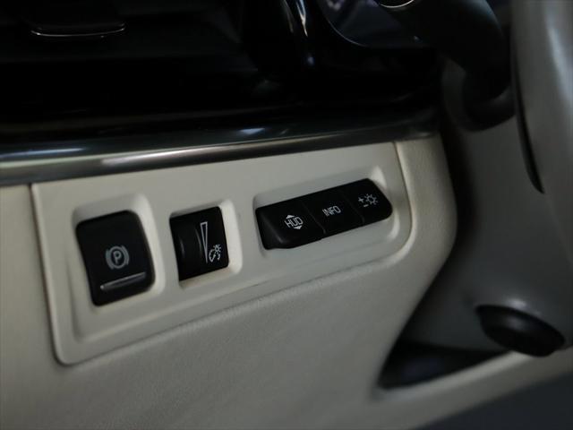 used 2020 Cadillac XT6 car, priced at $26,970