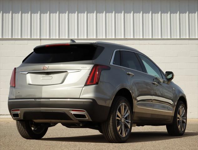 new 2025 Cadillac XT5 car