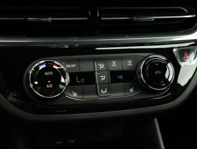 new 2025 Buick Envista car, priced at $27,470