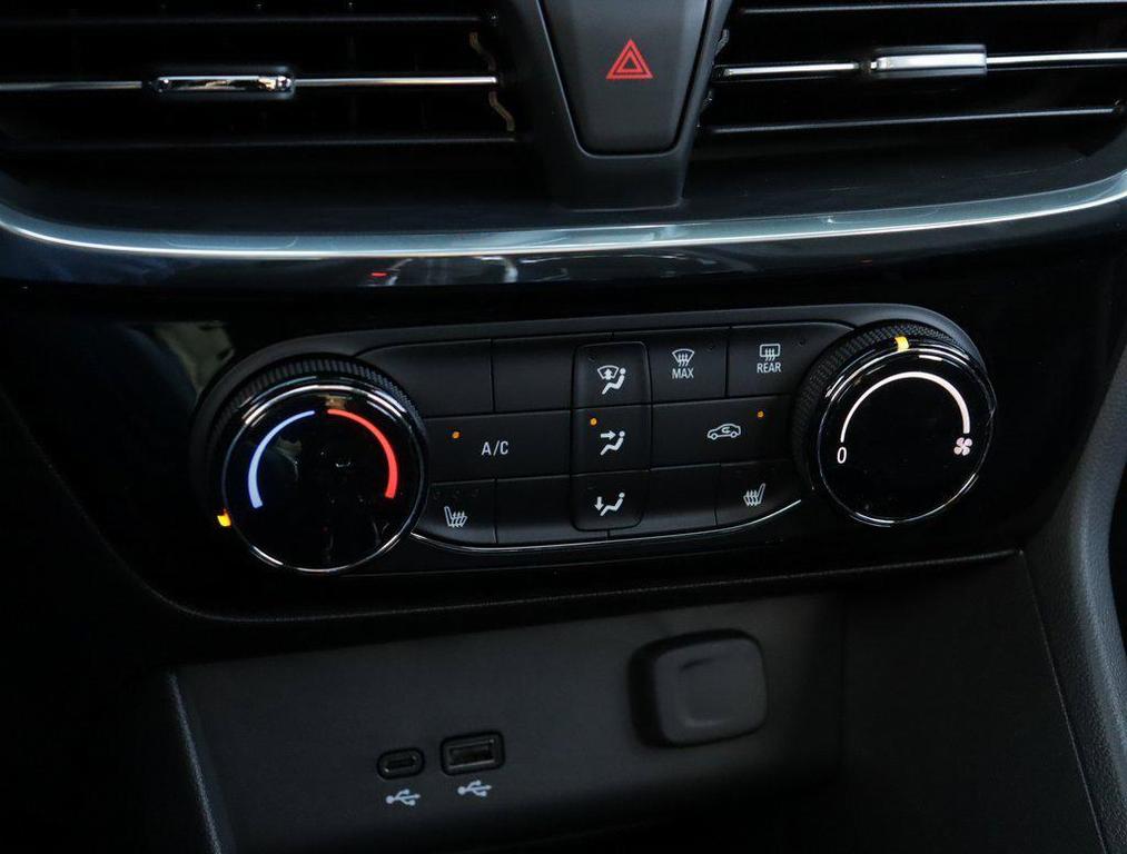 new 2026 Buick Encore GX car, priced at $29,440