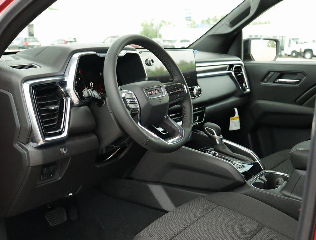 new 2025 GMC Canyon car, priced at $42,325