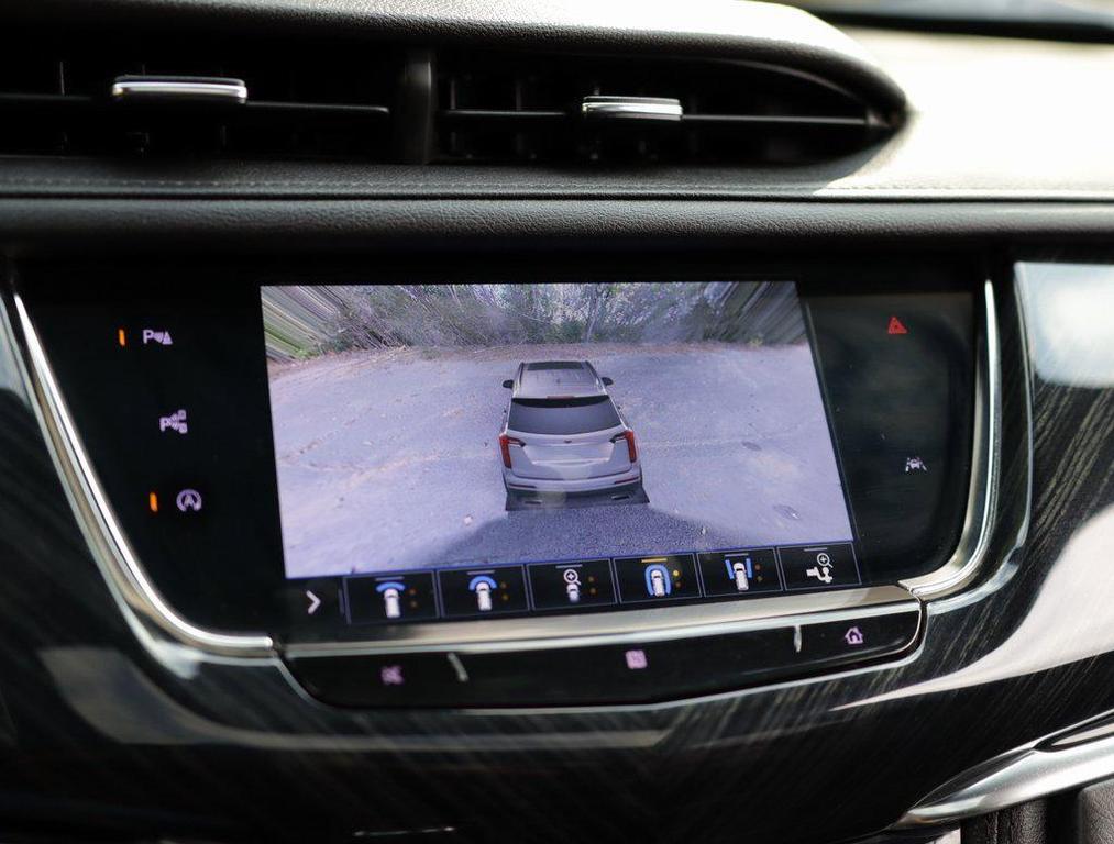 used 2020 Cadillac XT6 car, priced at $23,970
