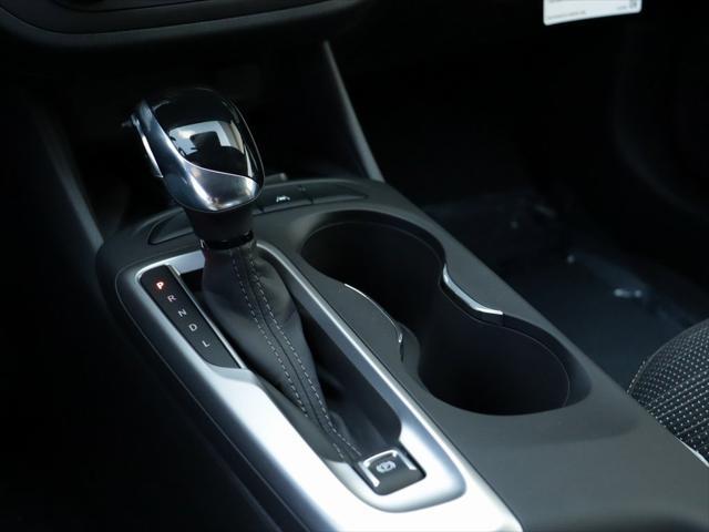 new 2025 Buick Envista car, priced at $26,501